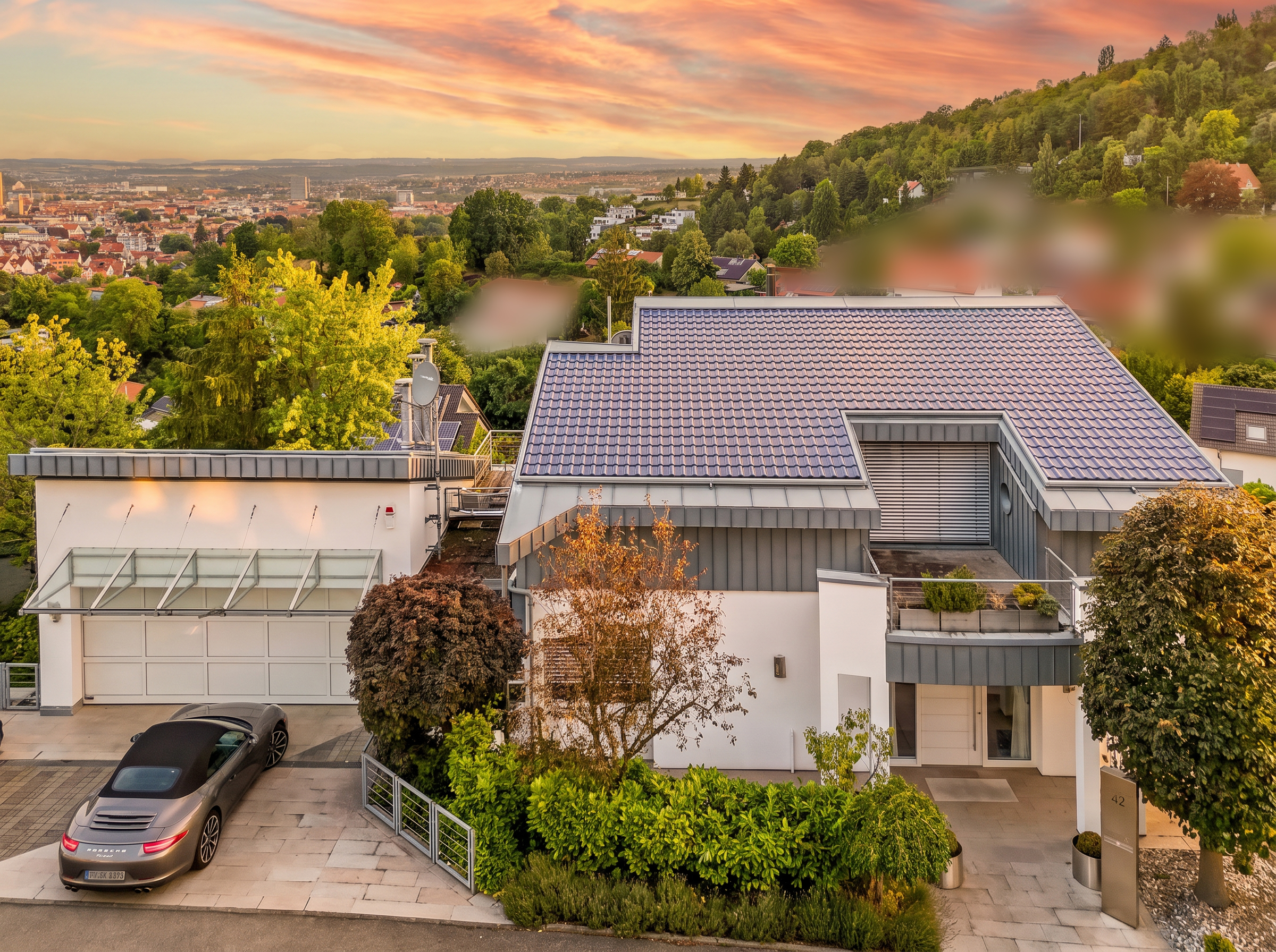 Einfamilienhaus Pfalzgrafenweg Reutlingen Achalm Außenansicht Panoramablick Schwäbische Alb