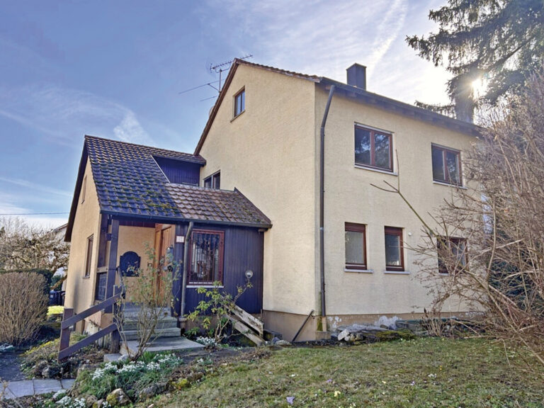 Doppelhaushälfte in Eningen verkauft durch KRAMS Immobilien