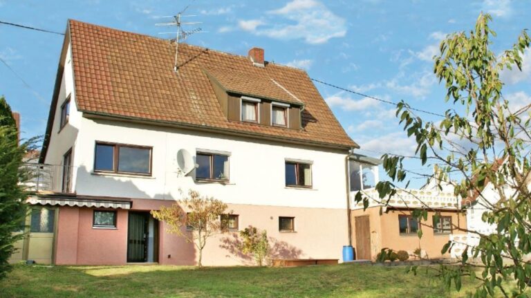 Über KRAMS Immobilien vermitteltes Einfamilienhaus in Pliezhausen