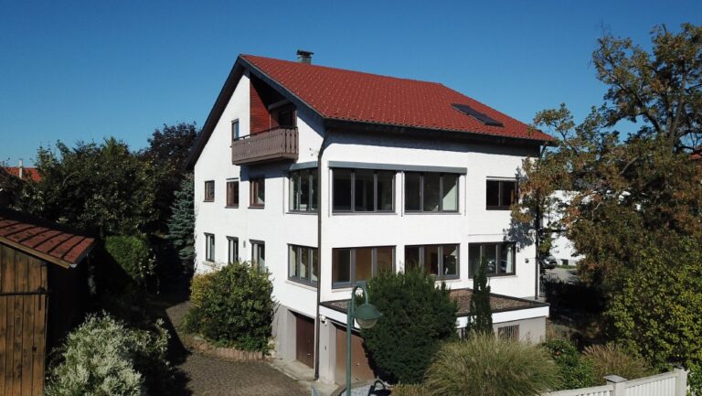 Von KRAMS Immobilien verkauftes Wohn- und Geschäftshaus in Dettingen an der Erms