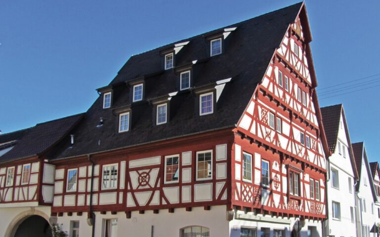 Wohn- und Geschäftshaus in Dettingen an der Erms verkauft durch KRAMS Immobilien