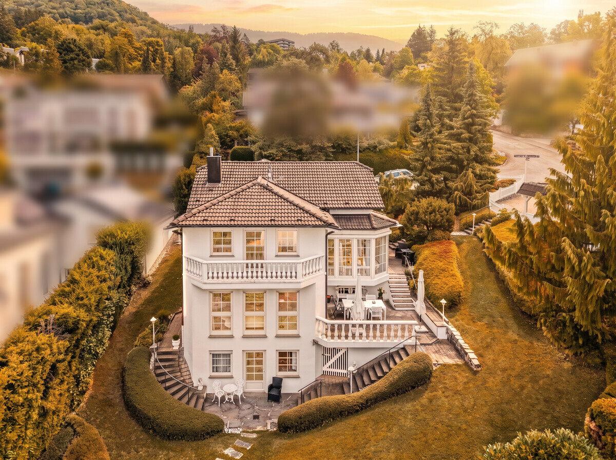 13937_Pfalzgrafenweg36_goldenhour_unkenntlich