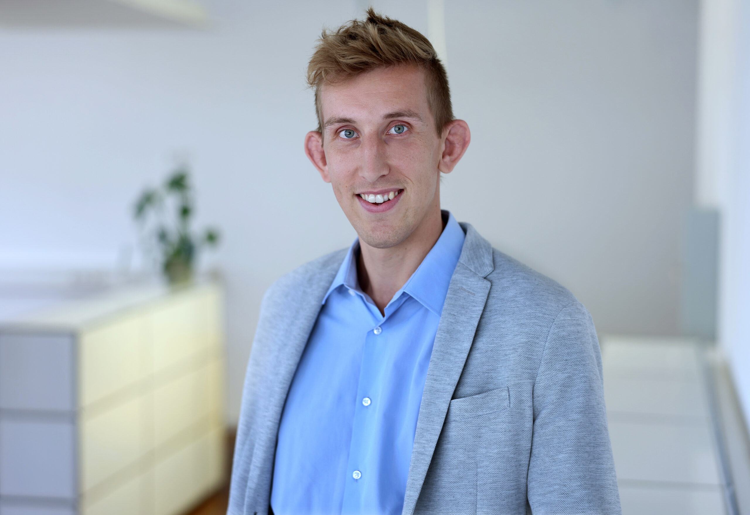 Porträt Lukas Meyer, Verkauf Metzingen bei KRAMS Immobilien