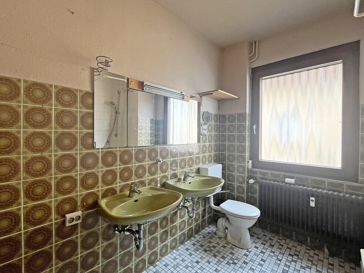 15559_Bad_2